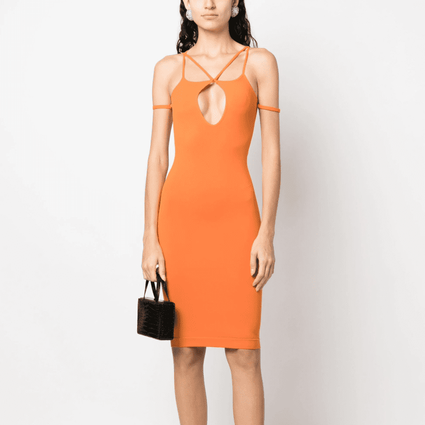 Силуэтное платье