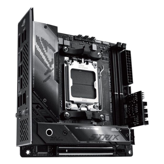 Материнская плата ASUS ROG Strix X670E-E Gaming WI-FI